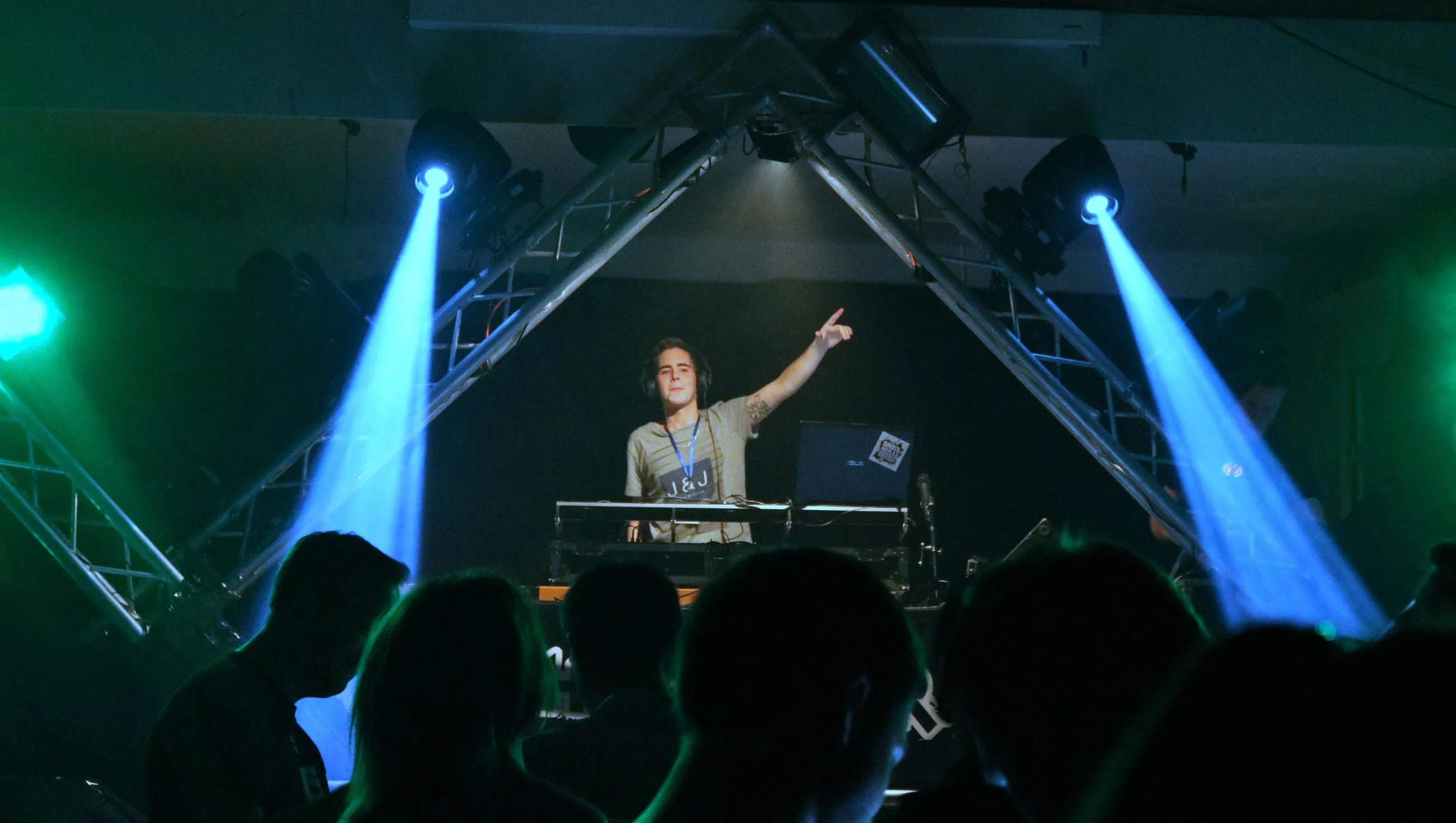DJ & Band Booking – Headerbild 1